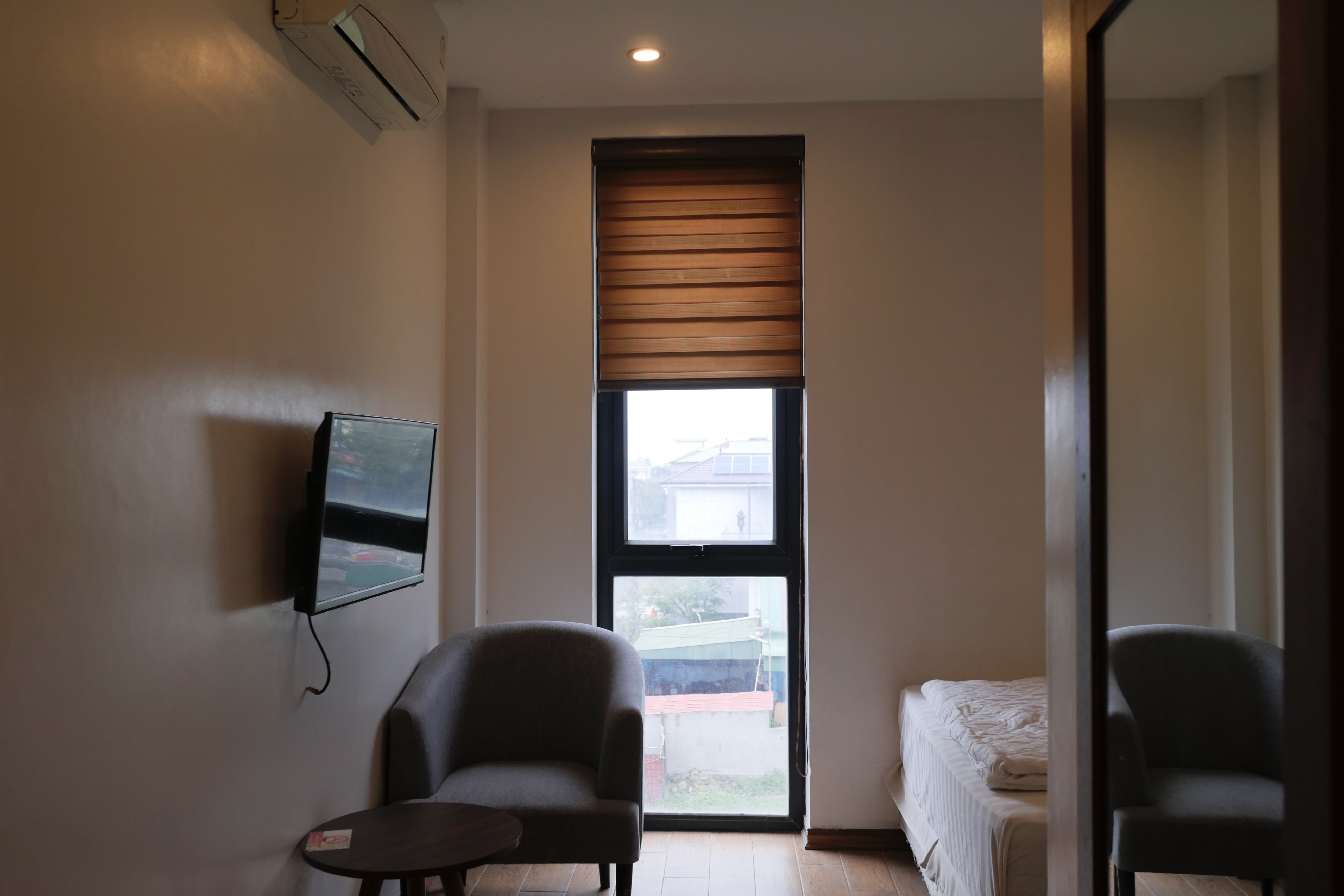 Phòng ốc đầy đủ tiện nghi, ngay sát biển thích ghê!!